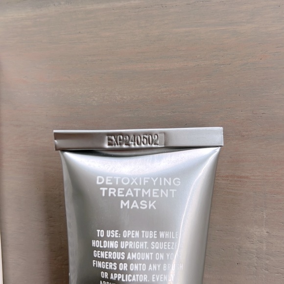 ๐ Aceology Detoxifying Treatment Mask. NWT. NIB. - Picture 3 of 5